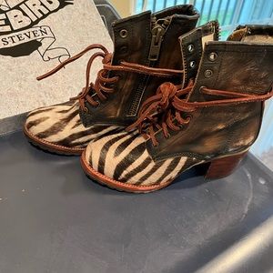 NEW FREEBIRDS “Cavalier size 8